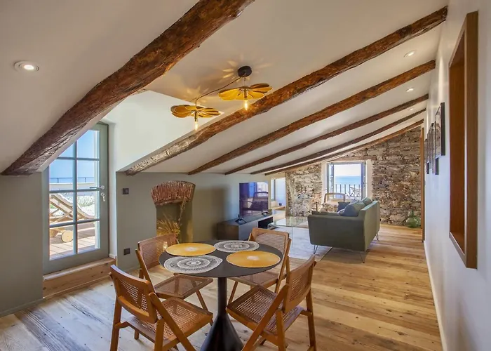 De Standing Avec Rooftop De 35m2